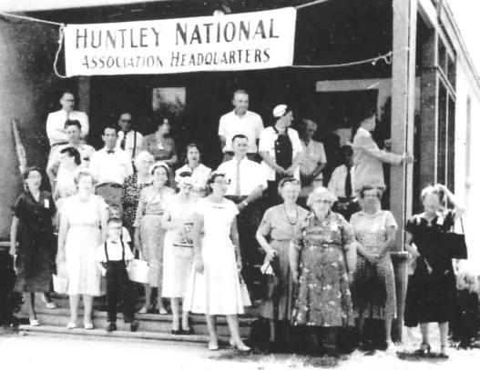 Group photo of the 1957 Huntley reunion